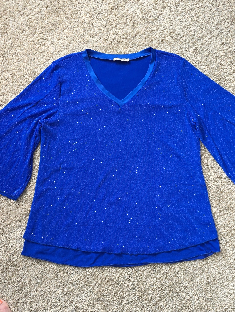 V-Neck Long Sleeve Sparkle Top in Royal Blue